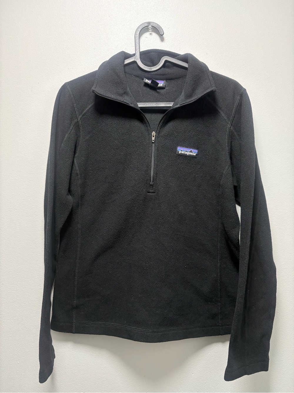 Patagonia Women’s Black Quarter-Zip Fleece Pullover